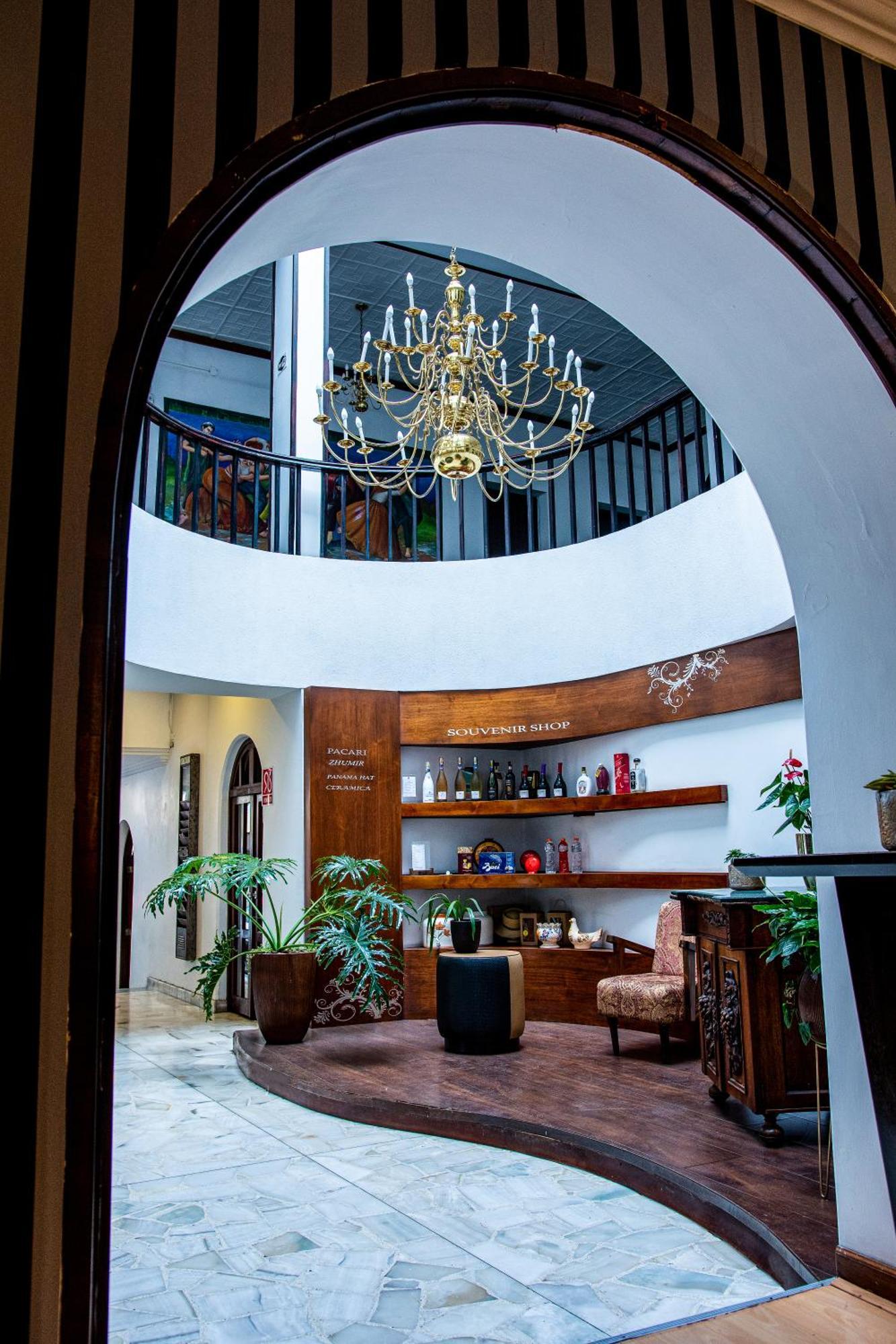Hotel Cuenca Buitenkant foto