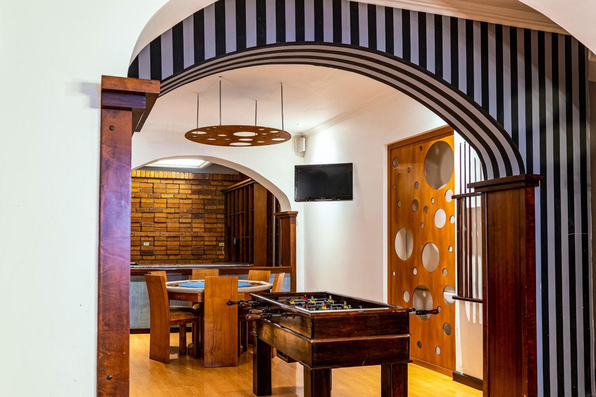 Hotel Cuenca Buitenkant foto