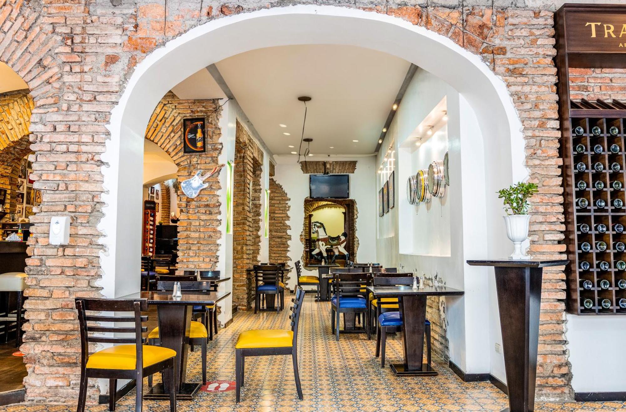 Hotel Cuenca Buitenkant foto