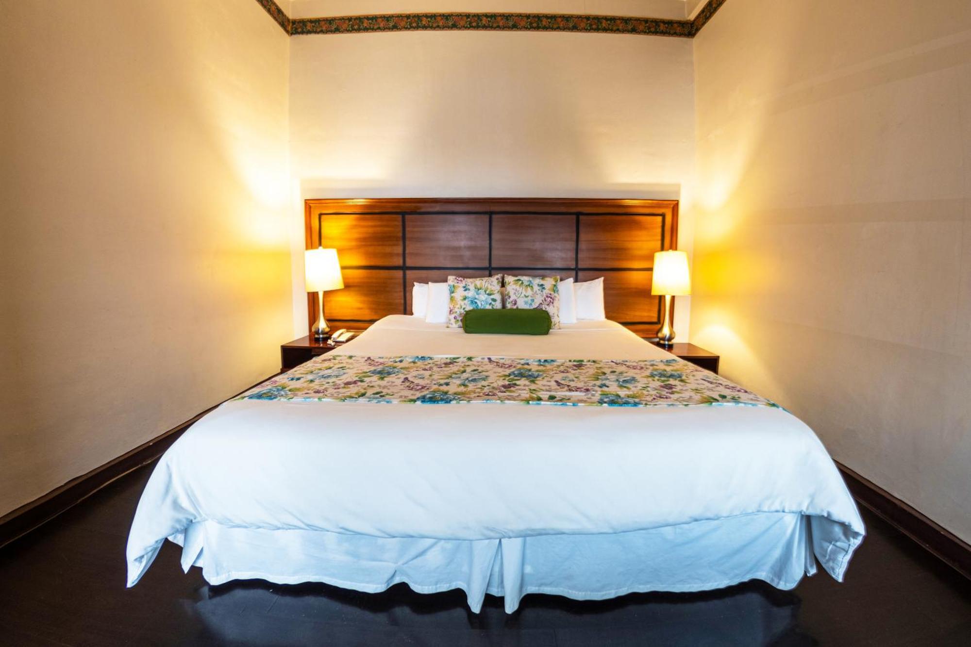 Hotel Cuenca Buitenkant foto