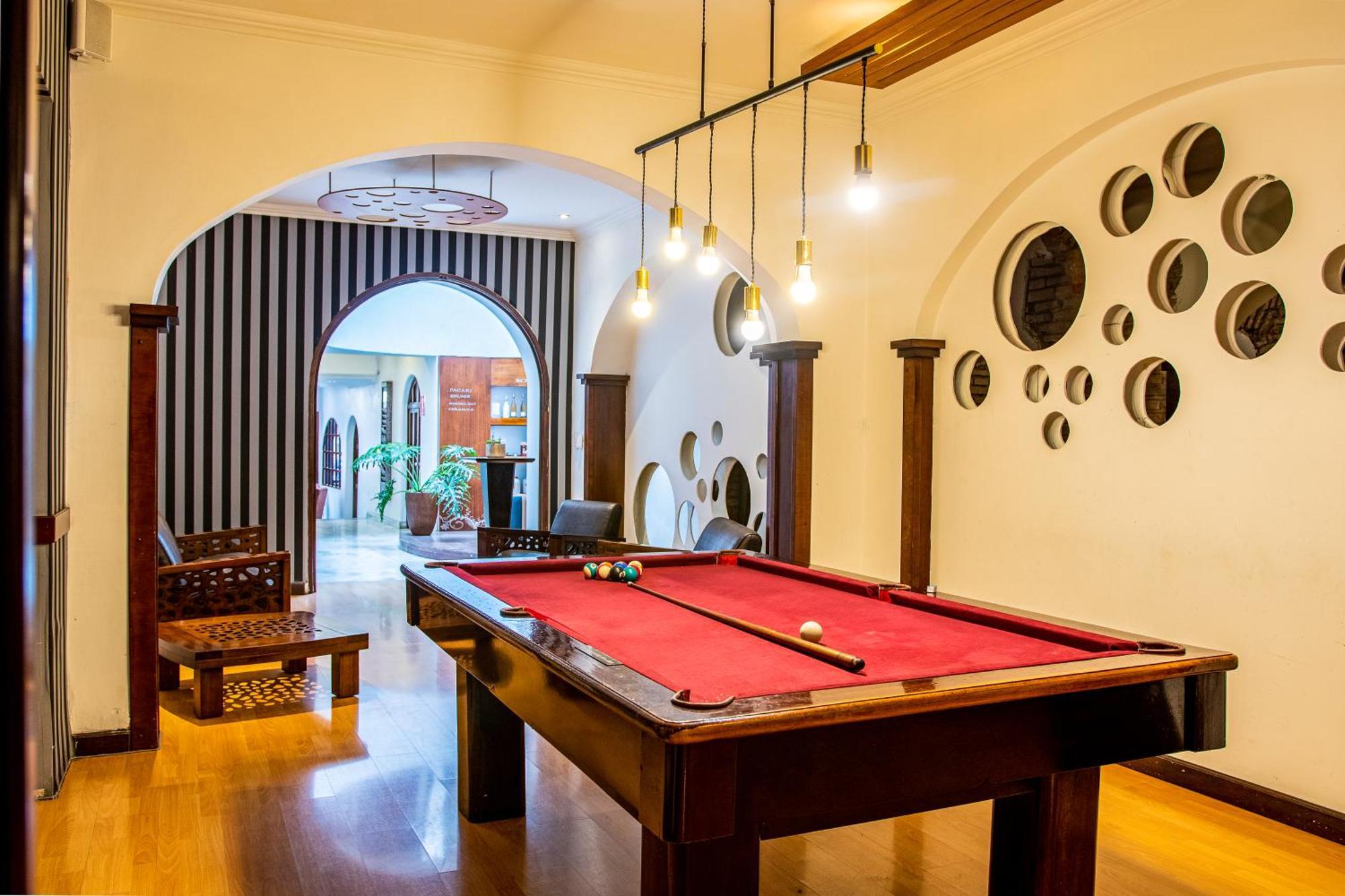Hotel Cuenca Buitenkant foto