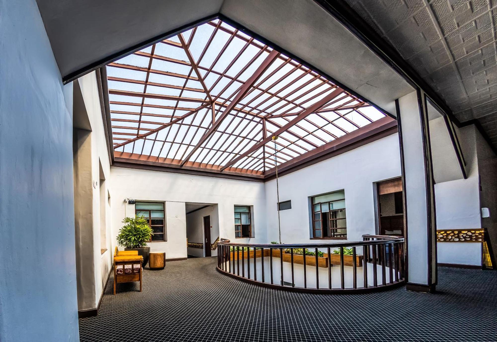 Hotel Cuenca Buitenkant foto