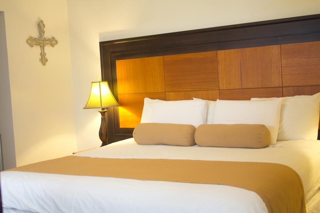 Hotel Cuenca Buitenkant foto